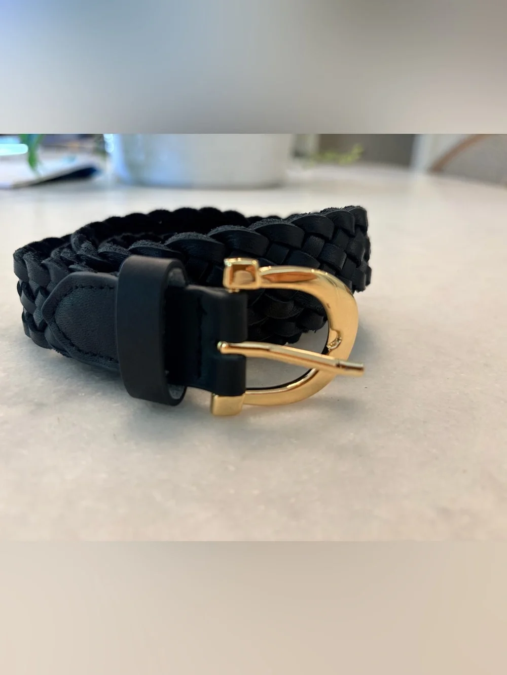 Women’s Black Braided 100% Leather Belt with Gold Buckle. New w/out Tags. M